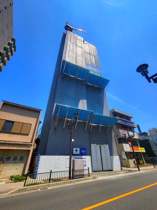 建物外観　建築中