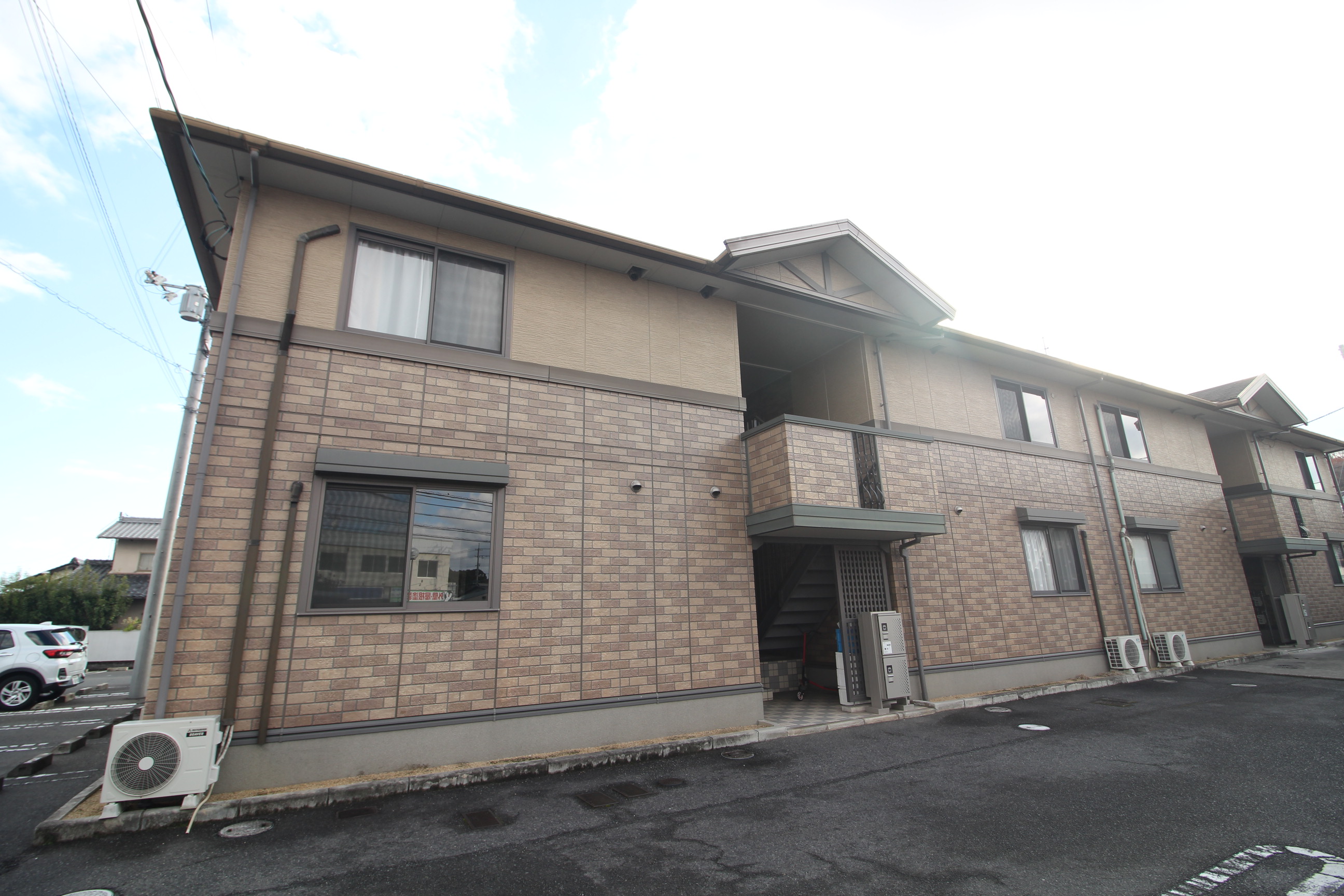 建物外観　羽島の2LDKアパートです♪