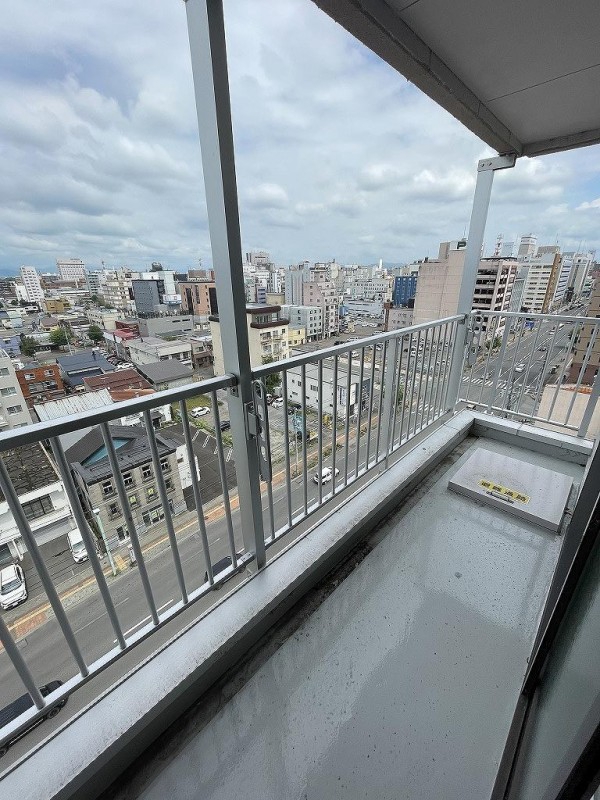 バルコニー　バルコニー