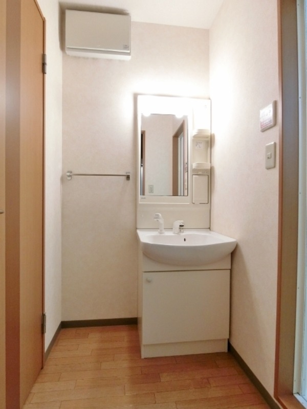 洗面設備　図面と現状に相違がある場合には現状を優先