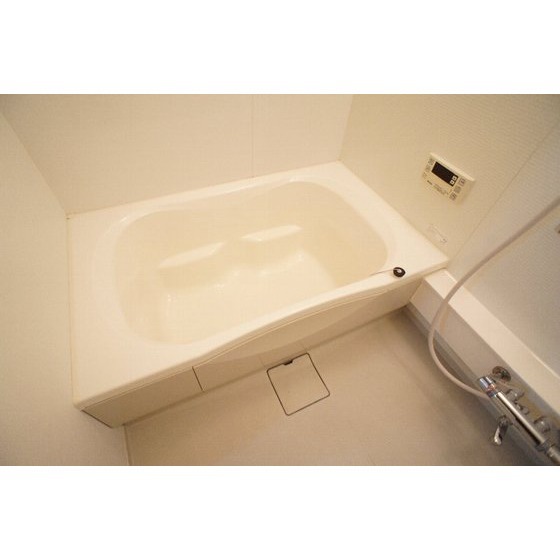 バス・シャワールーム　追い焚き付き