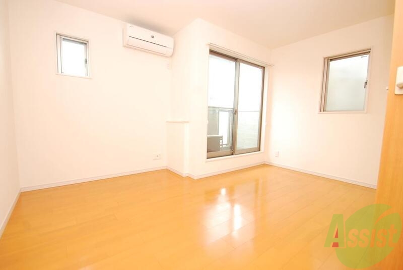 居室・リビング　同アパートの別部屋のお写真です。参考に御覧ください