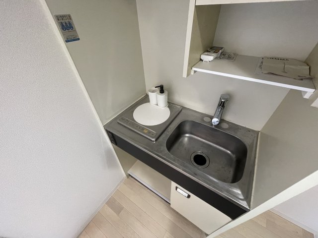 キッチン　１口IHクッキングヒーター付きのキッチンです