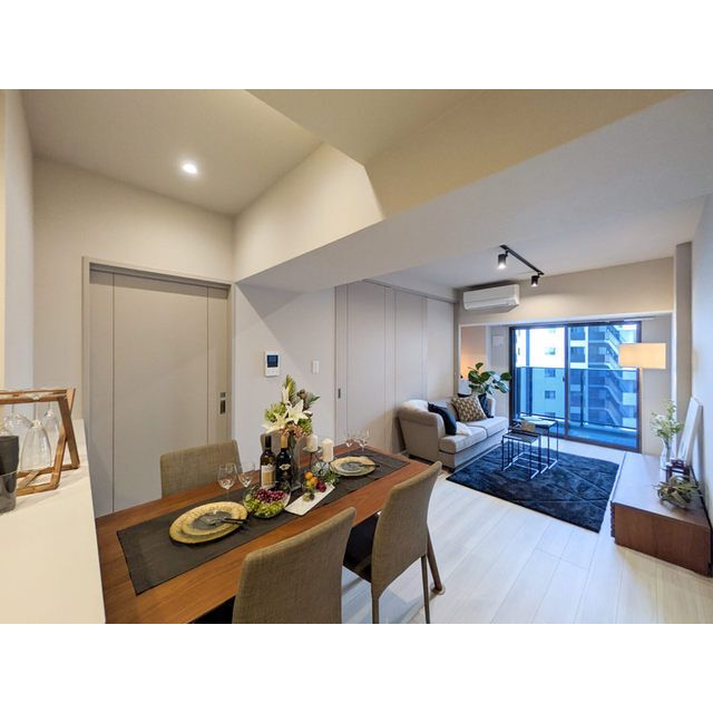 居室・リビング　【家具・家電の備え付けはありません】