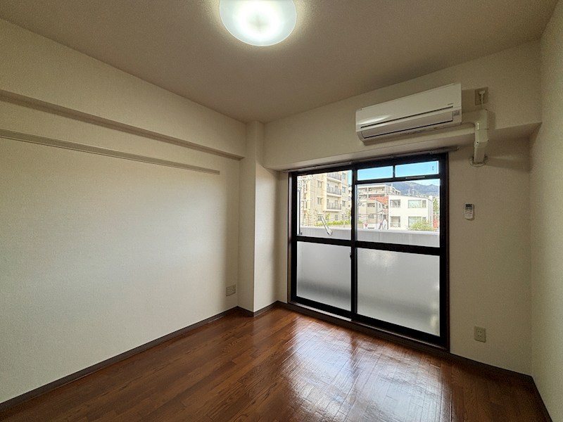 グランデ・アステール芦屋の居間写真
