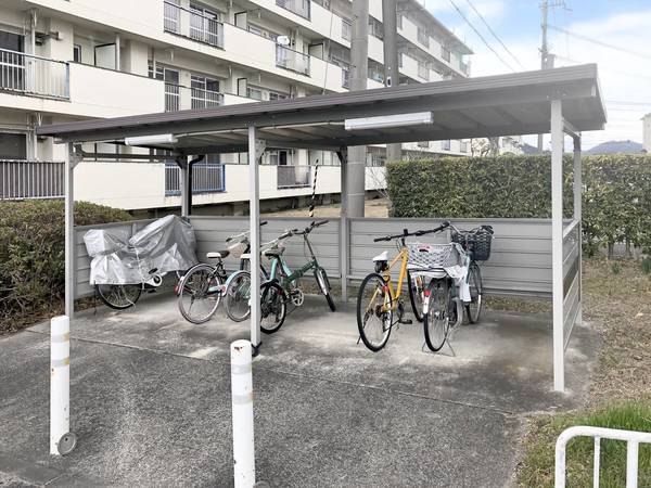 その他　駐輪場（その他）まで50m