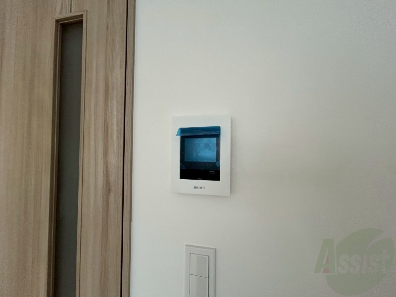 セキュリティ　ＴＶモニター付インターホンです。来客者の顔が見えるので安心！