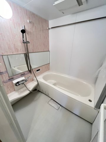 バス・シャワールーム　別号室の画像です。ご参考下さい