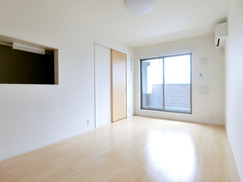 居室・リビング　図面と現状に相違がある場合には現状を優先