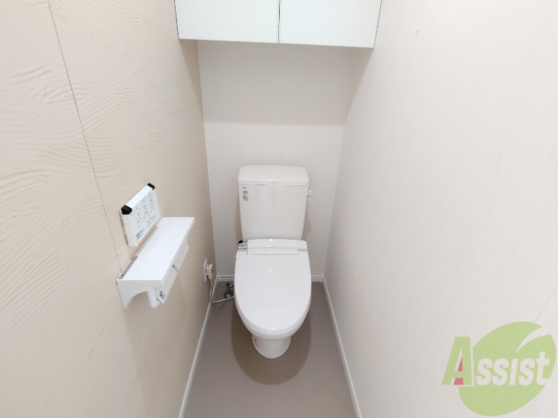 トイレ　トイレは綺麗でウォッシュレットも付いて快適にお使い頂けます