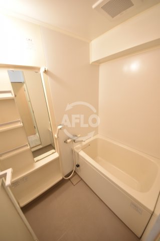 バス・シャワールーム　シティハウス京町堀　バスルーム