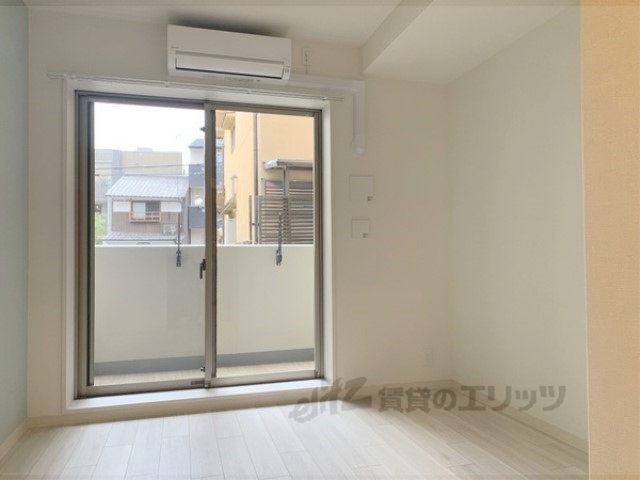 居室・リビング　洋室