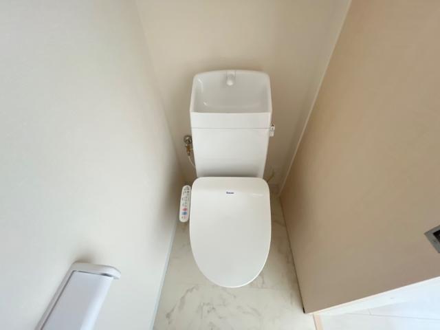 トイレ　シャワー付トイレ