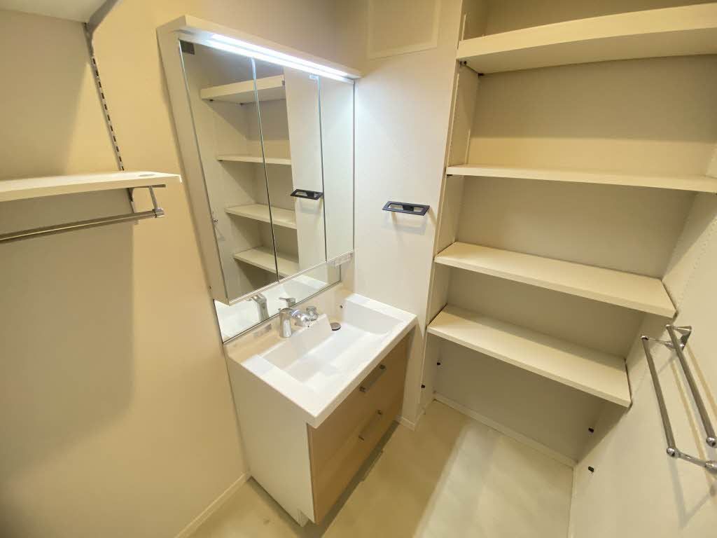 洗面設備　洗面所