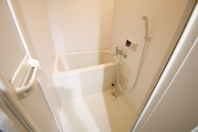 バス・シャワールーム　※別室の参考写真の為、現況優先です。