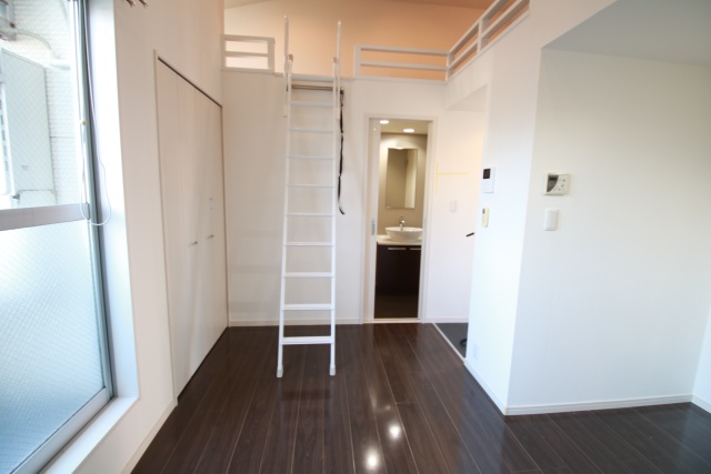 居室・リビング　※別室の参考写真の為、現況優先です。