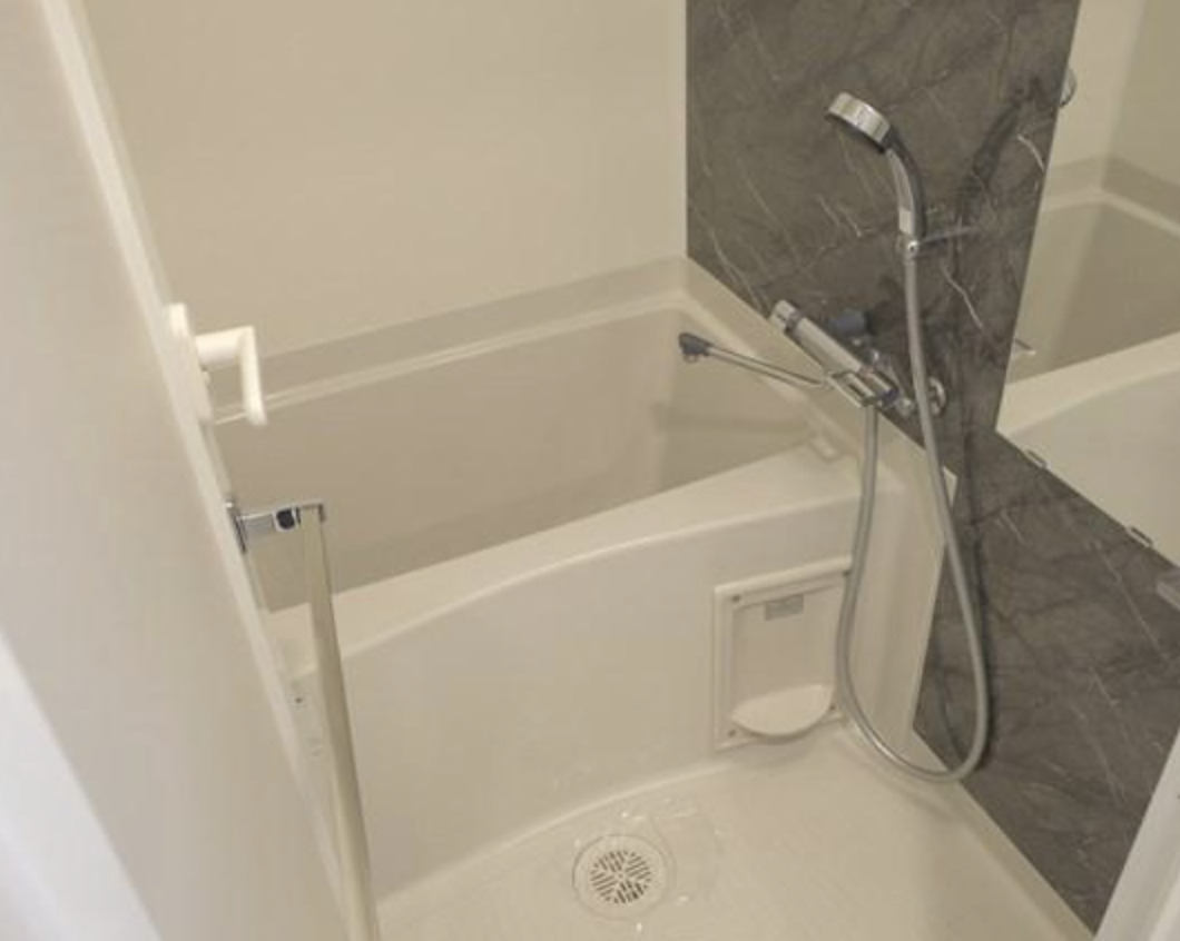 バス・シャワールーム　風呂