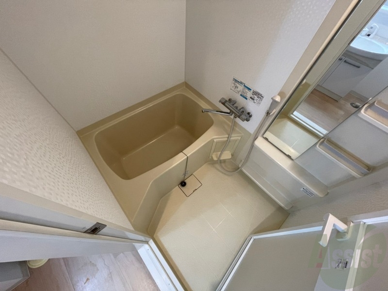 バス・シャワールーム　お風呂です。ゆっくりお風呂につかるのも体に良いですね～