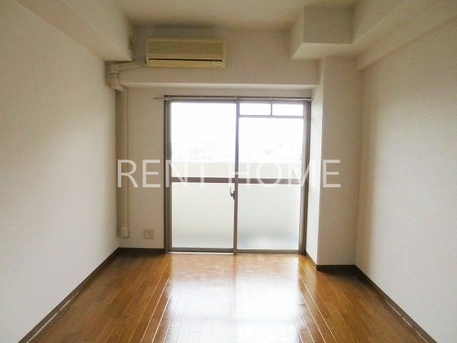 その他部屋・スペース　南向きの洋室です