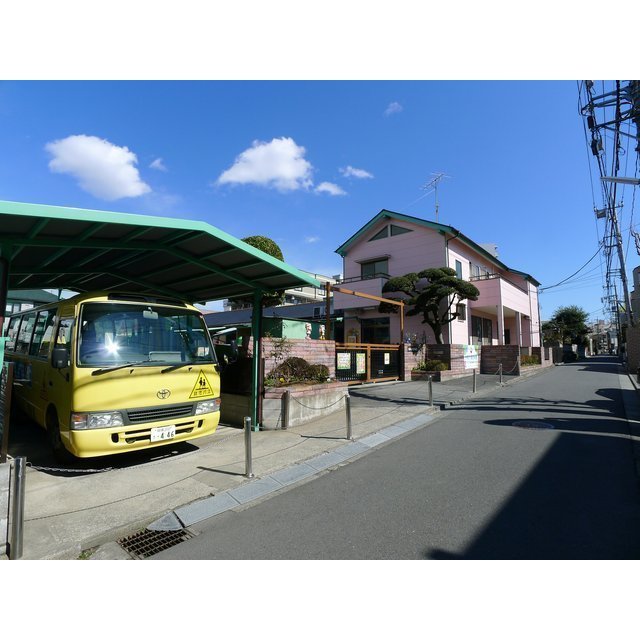 幼稚園・保育園　大和小鳩幼稚園（幼稚園・保育園）まで550m