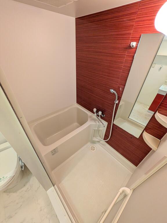 バス・シャワールーム　★お洒落な☆アクセントはポイント☆水廻り良好です(^▽^)★