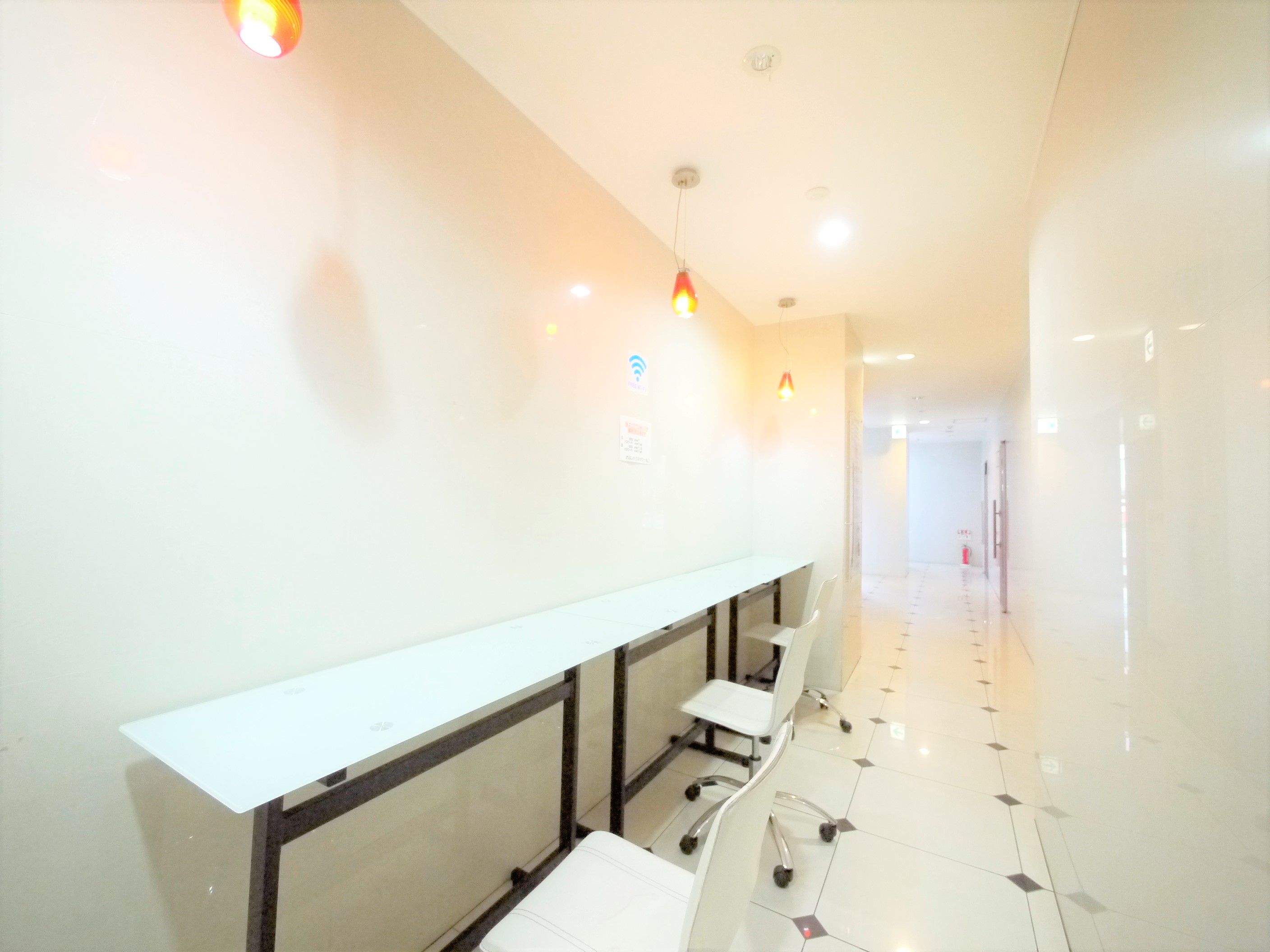 ロビー　★１階ネットラウンジFREE Wi-Fi対応です(^▽^)★