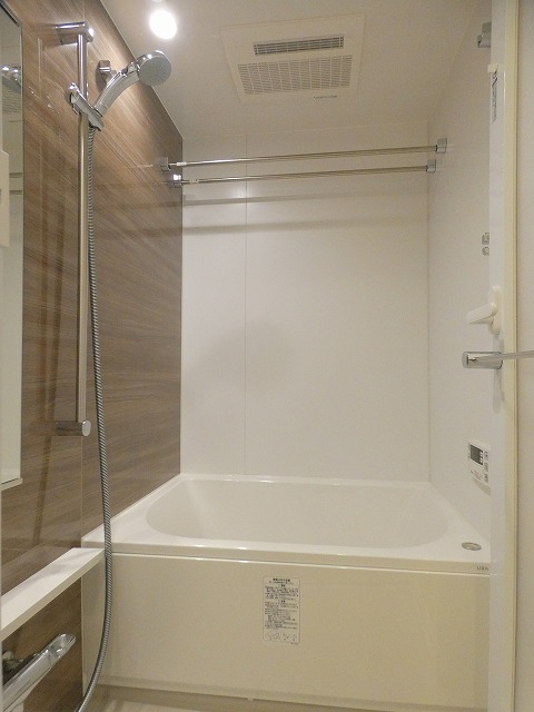 バス・シャワールーム　バス※別部屋参考写真