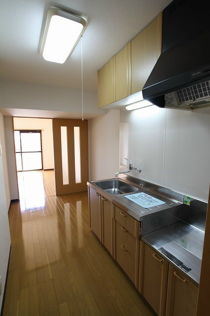 キッチン　※他部屋参照、現況優先