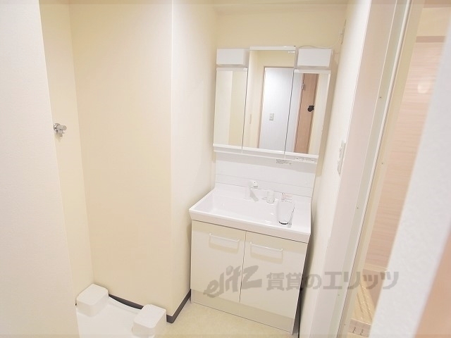 洗面設備　独立洗面台