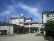 小学校　富田林市立喜志西小学校（小学校）まで496m