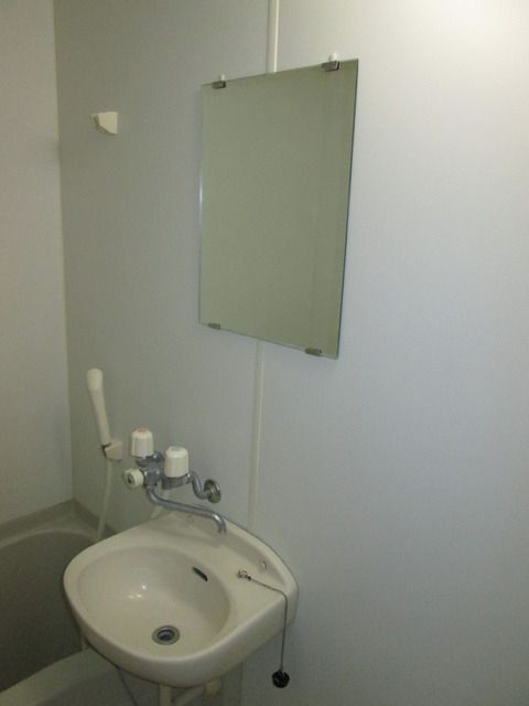 洗面設備　★買い物便利な駅近1K！セキュリティ充実★