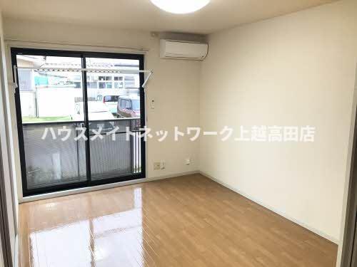 居室・リビング　洋室