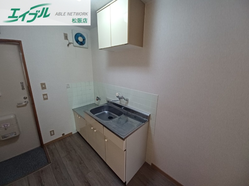 キッチン　同型参考写真