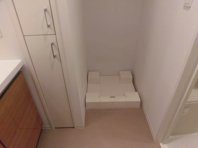 その他設備　室内洗濯機置場。