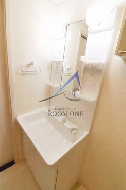 洗面設備　独立洗面台です。