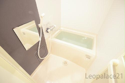 バス・シャワールーム　設備・使用は号室により異なる為、現況を優先いたします。