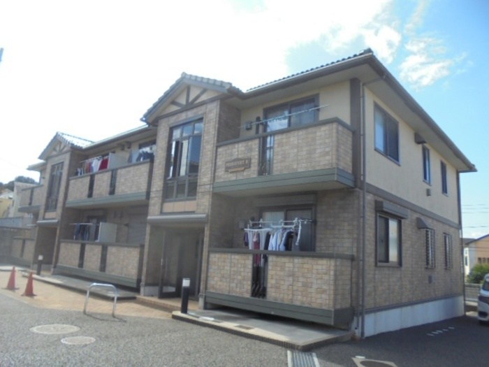 建物外観　大和リビングの賃貸住宅☆