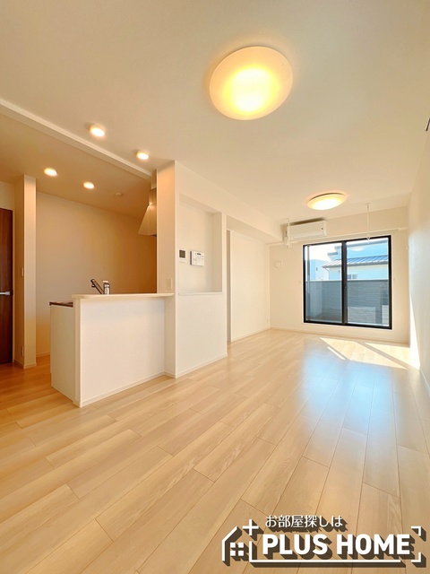 居室・リビング　類似写真