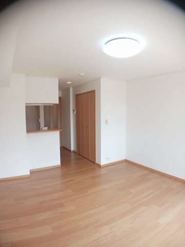 その他部屋・スペース　明るい色調の室内です