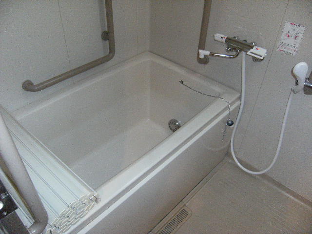 バス・シャワールーム　風呂