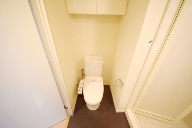 トイレ　★洗浄機付便座のトイレです★