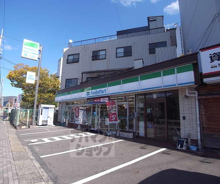 コンビニ　ファミリーマート堀池石田店（コンビニ）まで160m