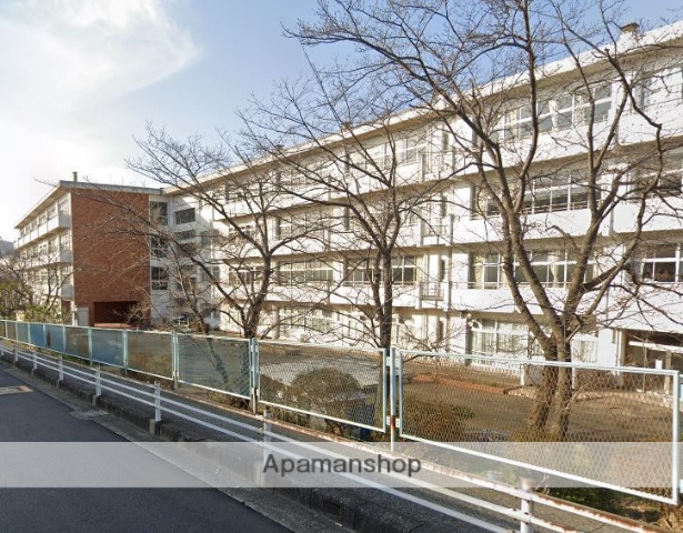 小学校　鎌倉市立富士塚小学校（小学校）まで4256m