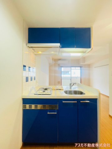 キッチン　同マンション別部屋参考写真