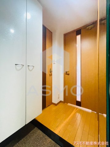 玄関　同マンション別部屋参考写真