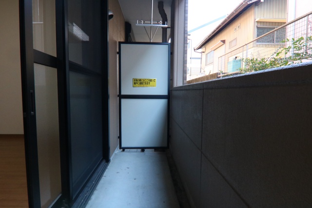バルコニー　※別室の参考写真の為、現況優先です。