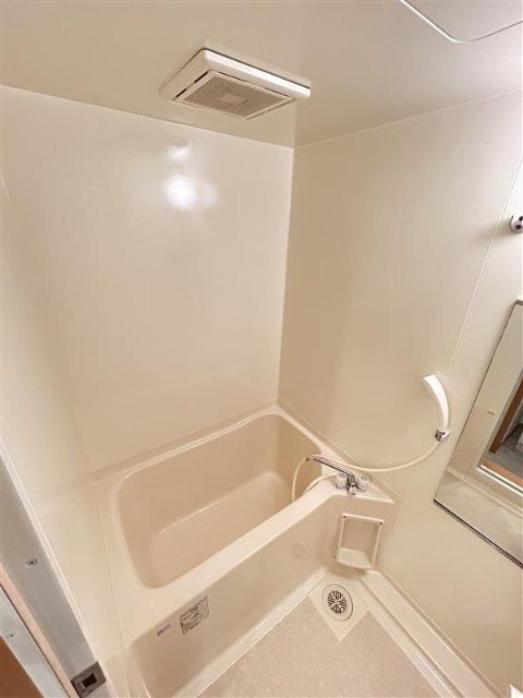 バス・シャワールーム　※別部屋写真