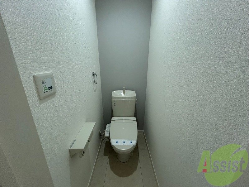 トイレ　トイレは温水洗浄便座となっており、ついつい長居してしまいます