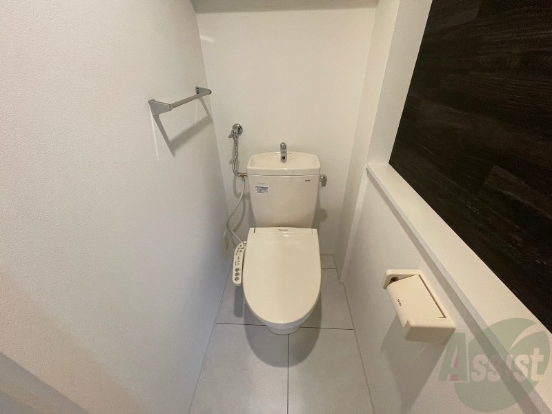 トイレ　トイレです。ウォシュレット付を探している方、おすすめです。
