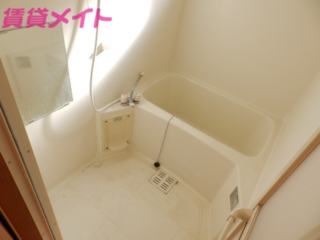 バス・シャワールーム　別部屋参考写真です